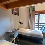 Aec Village - Les Becchi 假日公园